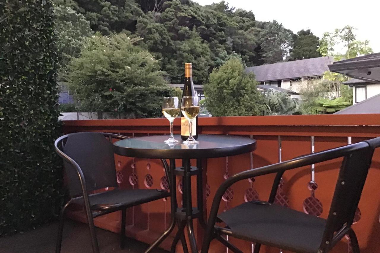 The Swiss Chalet Holiday Apartment 5, Bay Of Islands بيهْيا المظهر الخارجي الصورة