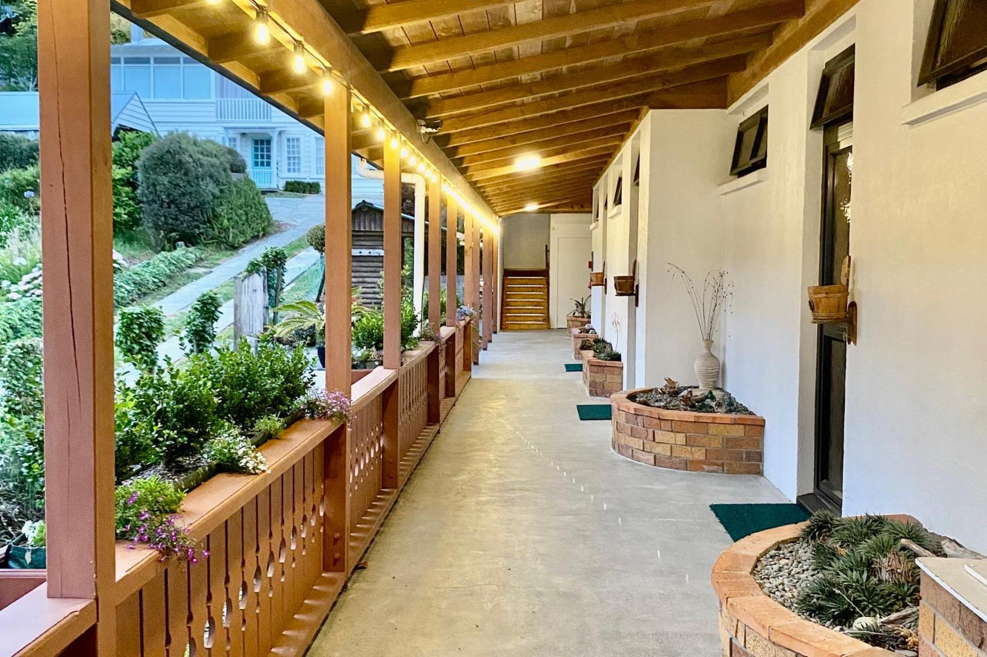 The Swiss Chalet Holiday Apartment 5, Bay Of Islands بيهْيا المظهر الخارجي الصورة