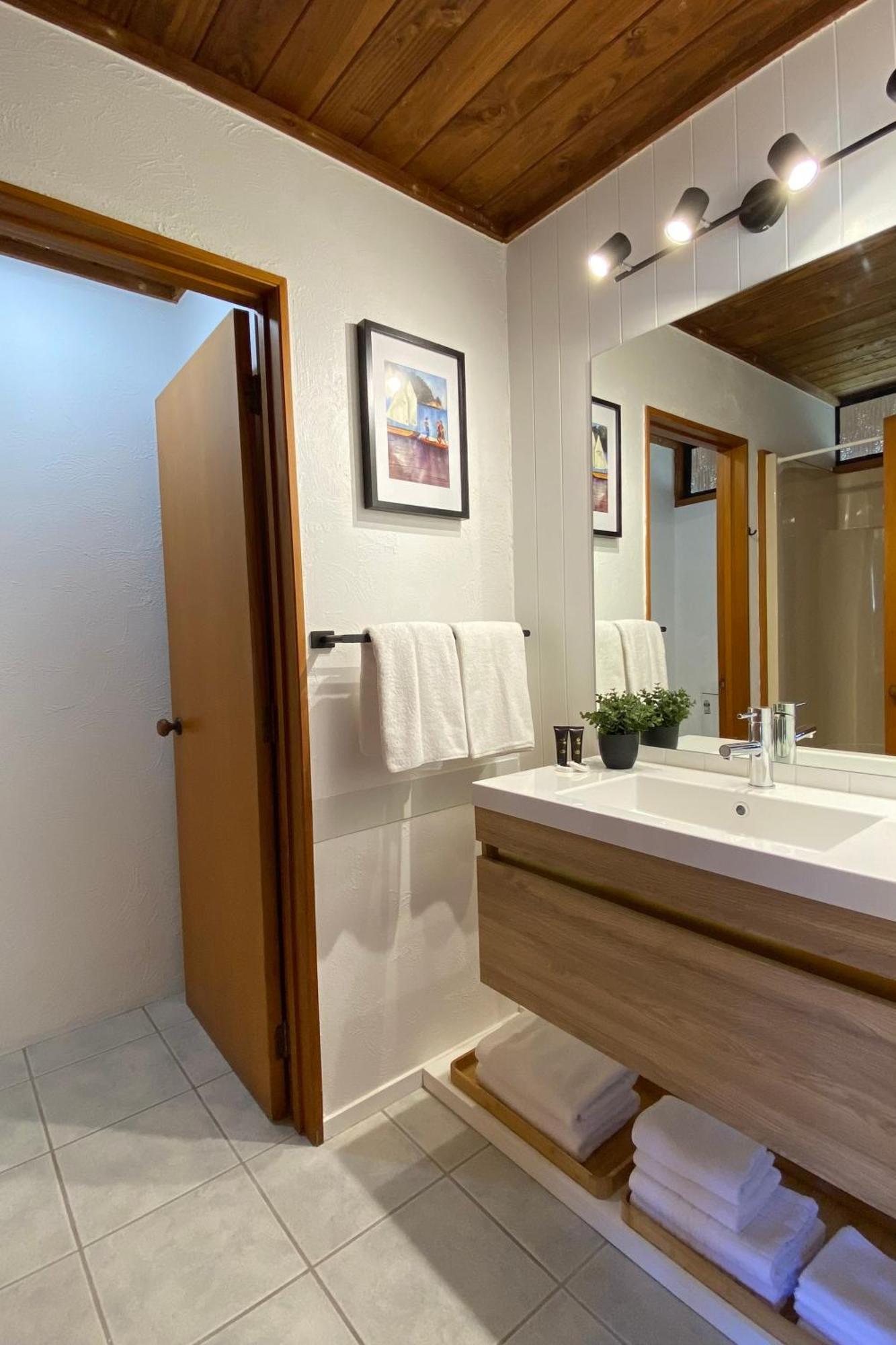 The Swiss Chalet Holiday Apartment 5, Bay Of Islands بيهْيا المظهر الخارجي الصورة